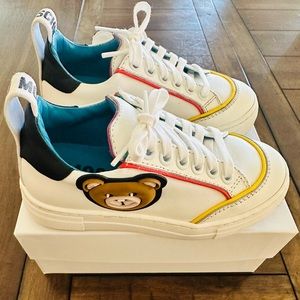 Authentic Moschino Sneakers with the teddy bear logo